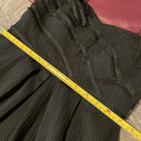 NWT Suzi Chen for Maggy Boutique Strapless Black Midi Dress. Size 4. - Picture 10 of 10